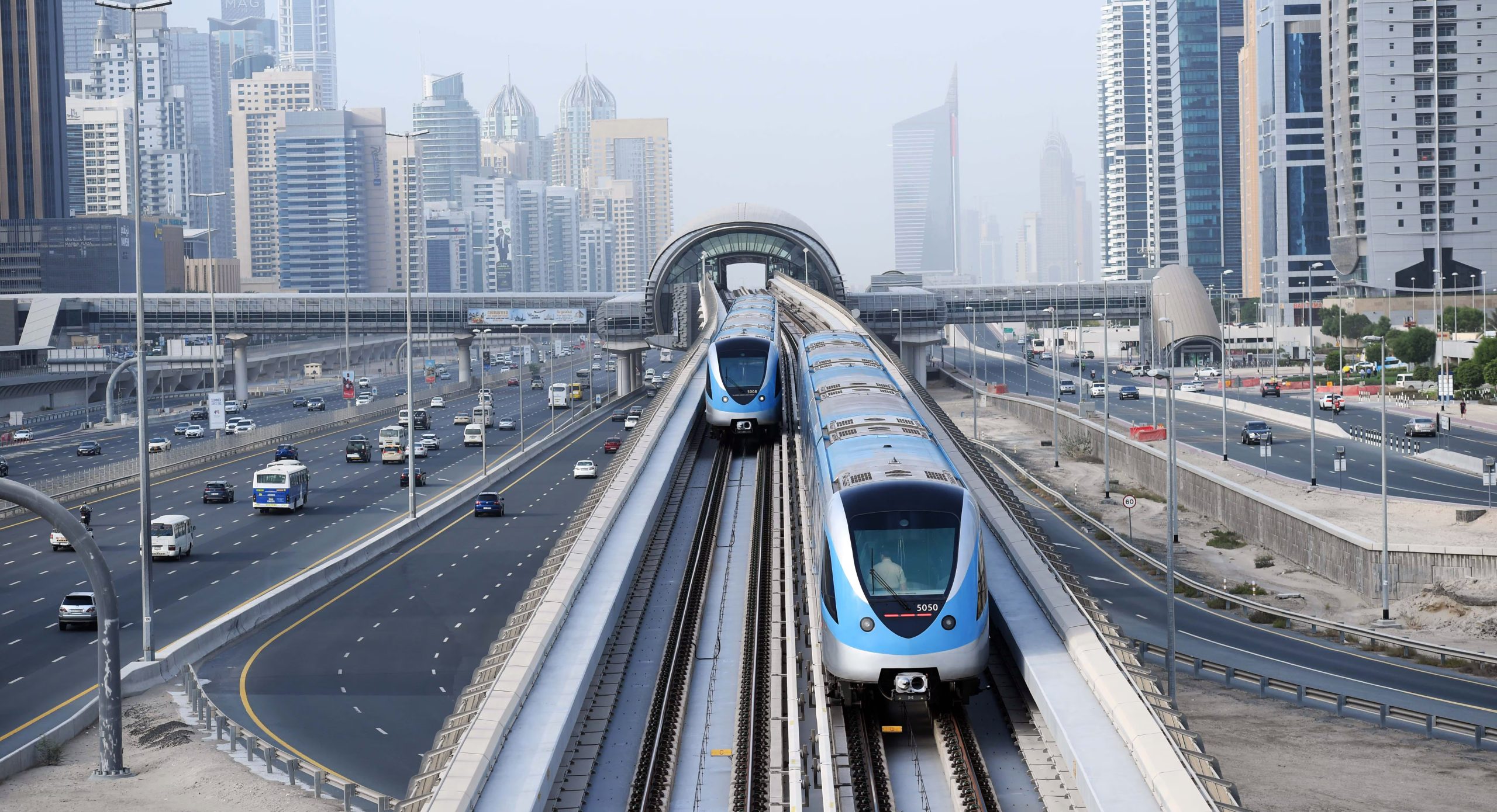 Dubai Metro: 15 Jahre urbane Innovation und Wertsteigerung von Immobilien | Die Geissens Real Estate | Luxus Immobilien mit Carmen und Robert Geiss – Die Geissens in Dubai